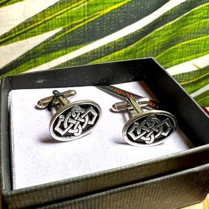 Shown Dubh Celtic Cufflinks 🖤